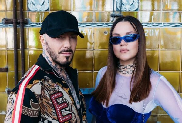 Instagram/@bluecafe.official